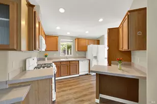 2 Del Loma Ct, Vacaville, CA 95687 - Photo 30