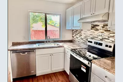 446 Whitney Avenue, Vallejo, CA 94589 - Photo 4