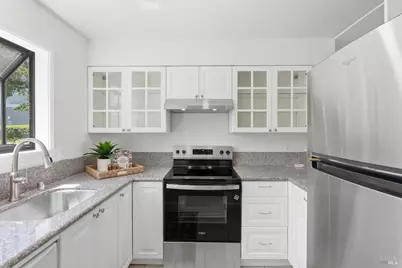 900 Southampton Road #29, Benicia, CA 1820 - Photo 8
