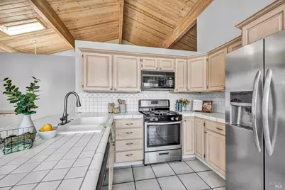 17431 Greenridge Road, Hidden Valley Lake, CA 95467 - Photo 8