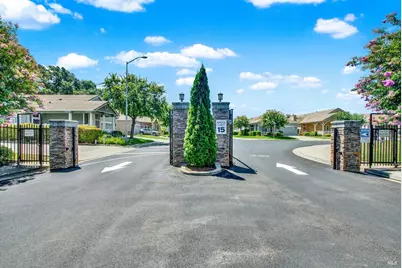 401 Marvin Gardens Drive, Vacaville, CA 95687 - Photo 78