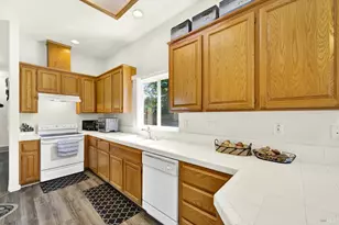 401 Marvin Gardens Dr, Vacaville, CA 95687 - Photo 32