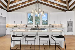 1040 Loma Vista Dr, Napa, CA 94558 - Photo 2