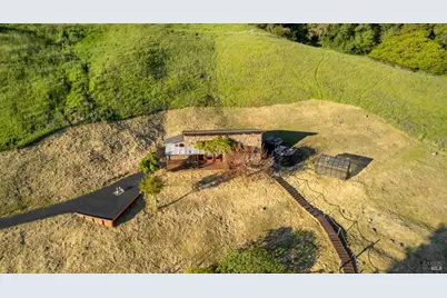6960 Round Oak Road, Penngrove, CA 94951 - Photo 8