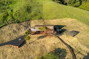 6960 Round Oak Rd, Penngrove, CA 94951 - Photo 8