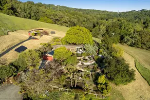 6960 Round Oak Rd, Penngrove, CA 94951 - Photo 12