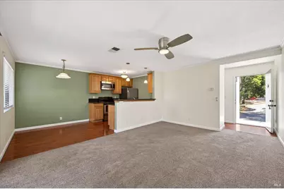900 Cambridge Drive #138, Benicia, CA 94510 - Photo 4