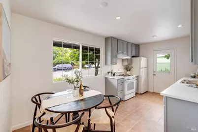 2260 Janette Drive, Napa, CA 94558 - Photo 4