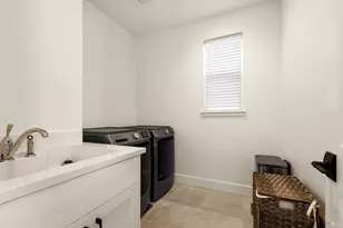 303 Flagship Dr, Napa, CA 94558 - Photo 22