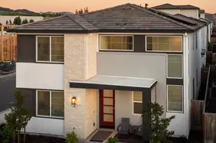 303 Flagship Dr, Napa, CA 94558 - Photo 2