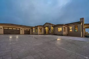 120 Angela Dr, Santa Rosa, CA 95403 - Photo 2