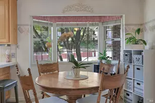 2040 Parrish Dr, Santa Rosa, CA 95404 - Photo 8