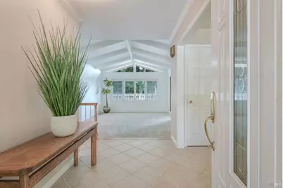 2040 Parrish Drive, Santa Rosa, CA 95404 - Photo 2
