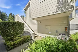 127 Golden Gate Cir, Napa, CA 94558 - Photo 20