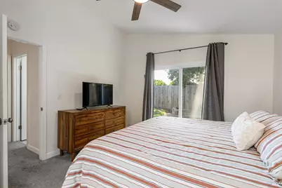 896 Meadowhawk Drive, Vacaville, CA 95687 - Photo 28