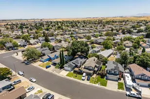 896 Meadowhawk Dr, Vacaville, CA 95687 - Photo 44