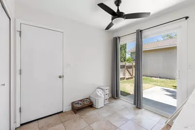 896 Meadowhawk Drive, Vacaville, CA 95687 - Photo 16