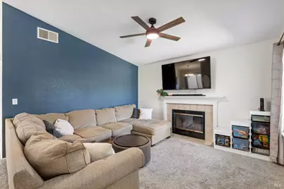 896 Meadowhawk Drive, Vacaville, CA 95687 - Photo 6