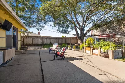 2216 Fremont Drive, Santa Rosa, CA 95409 - Photo 26