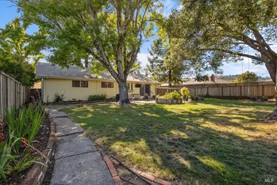 2216 Fremont Drive, Santa Rosa, CA 95409 - Photo 2
