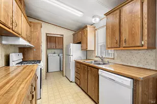 12 Del Rey Dr, Vacaville, CA 95687 - Photo 18