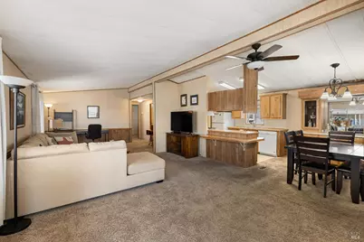 12 Del Rey Drive, Vacaville, CA 95687 - Photo 2
