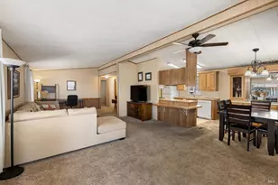 12 Del Rey Dr, Vacaville, CA 95687 - Photo 2