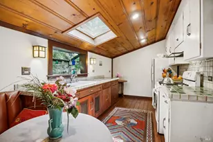 30 Escondida Ln, Lagunitas, CA 94938 - Photo 8