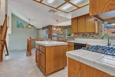 724 Chelmsford Court, Vacaville, CA 95688 - Photo 16
