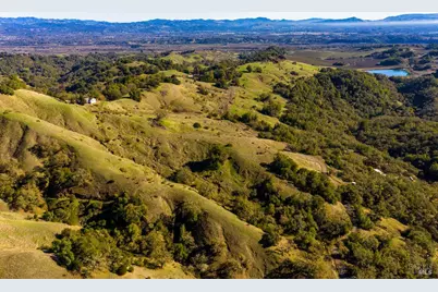2365 Sweetwater Springs Road, Healdsburg, CA 95448 - Photo 16