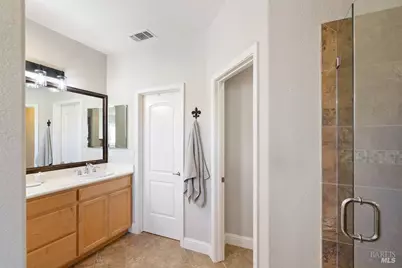8424 Bennington Court, Vallejo, CA 94591 - Photo 32