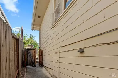 8130 Park Avenue, Forestville, CA 95436 - Photo 20