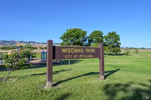 2126 St Augustine Cir, Petaluma, CA 94954 - Photo 40