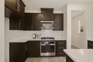 8895 Blue River Dr, Vallejo, CA 94591 - Photo 22