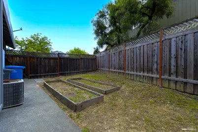 1195 Exeter Drive, Santa Rosa, CA 95402 - Photo 26