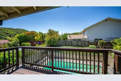 2797 Las Gallinas Avenue, San Rafael, CA 94903 - Photo 20