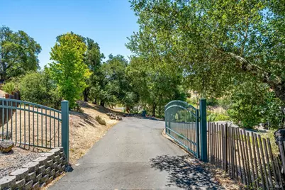1055 Sundown Trail, Santa Rosa, CA 95404 - Photo 40