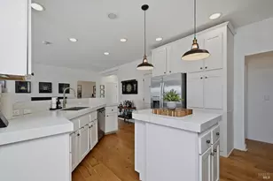 20011 Honey Hill Dr, Hidden Valley Lake, CA 95467 - Photo 18