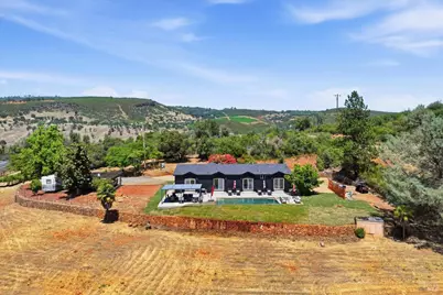 20011 Honey Hill Drive, Hidden Valley Lake, CA 95467 - Photo 6