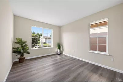 333 Colonial Way, Rio Vista, CA 94571 - Photo 8