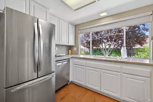 318 Miramonte Pl, Santa Rosa, CA 95409 - Photo 6