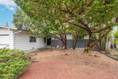 3828 Little Rock Avenue, Santa Rosa, CA 95405 - Photo 2