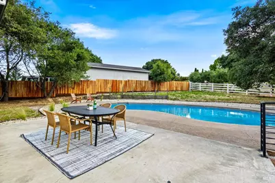 1100 Gossage Avenue, Petaluma, CA 94952 - Photo 28