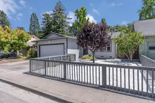 1918 Greeneich Ave, Santa Rosa, CA 95401 - Photo 2