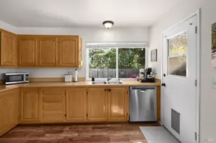 1918 Greeneich Ave, Santa Rosa, CA 95401 - Photo 12