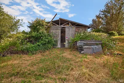 2095 Goodwin Avenue, Penngrove, CA 94951 - Photo 12