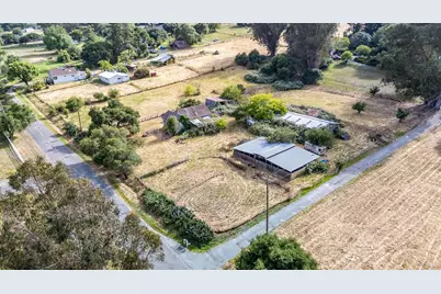 2095 Goodwin Avenue, Penngrove, CA 94951 - Photo 2