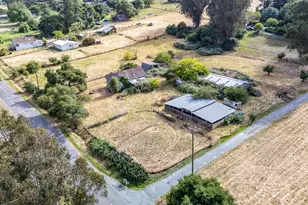 2095 Goodwin Ave, Penngrove, CA 94951 - Photo 2
