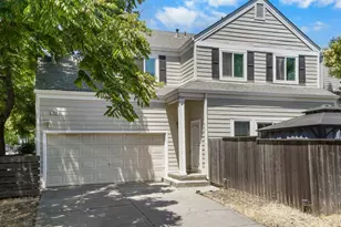 956 Kingwood St, Santa Rosa, CA 95401 - Photo 1