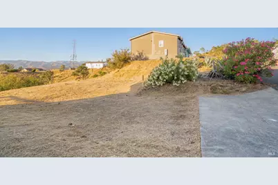 220 Manzanita Lane, Napa, CA 94558 - Photo 8